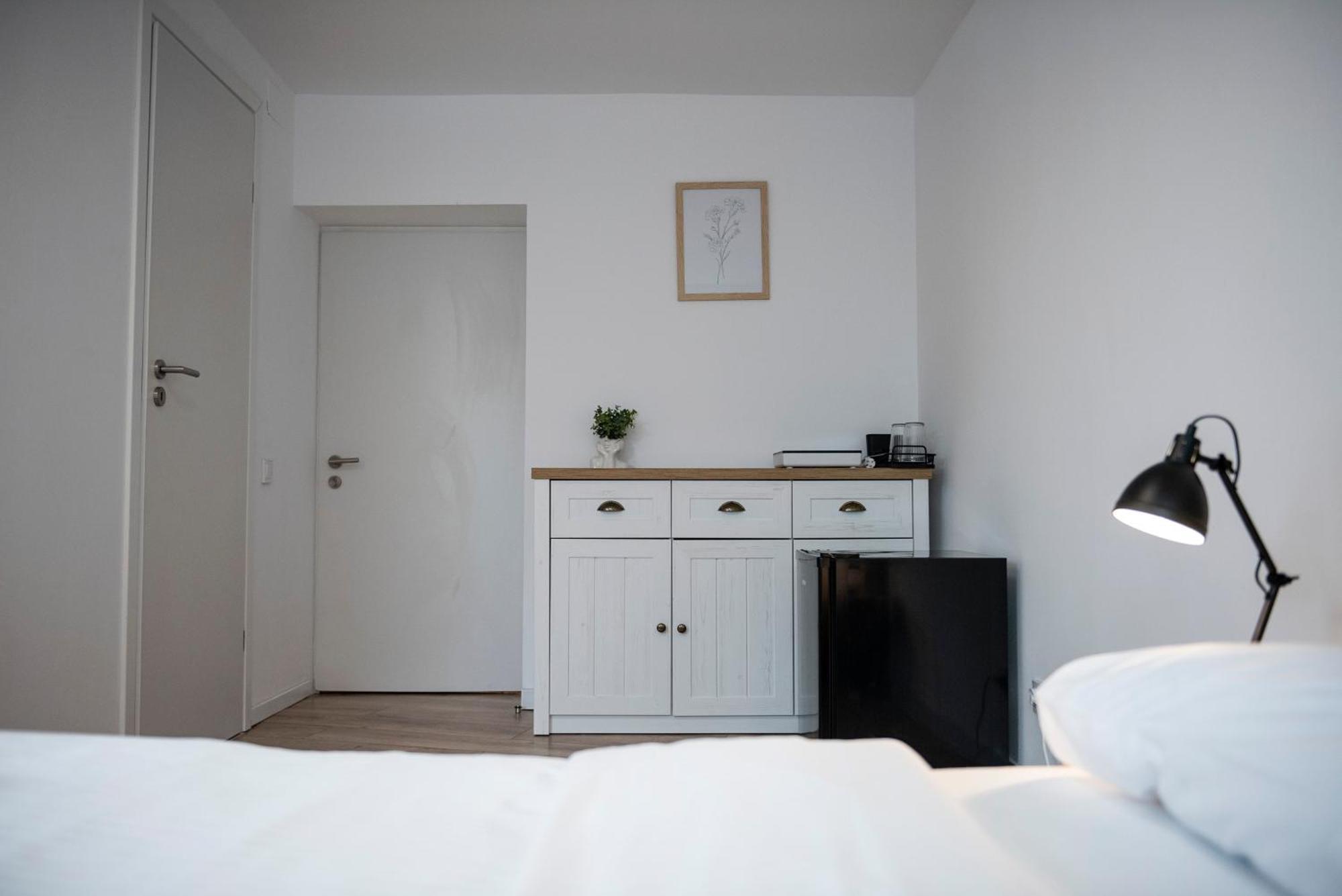 Lazynest Residence Bucureşti Cameră foto